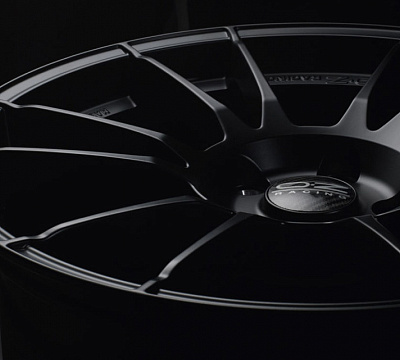 OZ Racing Ultraleggera HLT