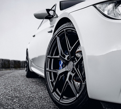 Фото дисков MRR NES SS-1.1 на BMW 3/M3 (E90)