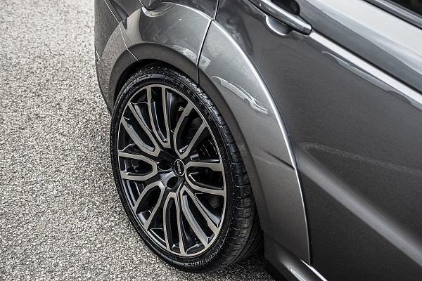 Фото дисков Kahn Pace Car  на Range Rover Sport II