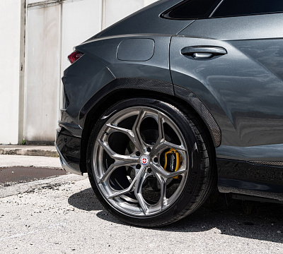 Фото дисков HRE P111SC на Lamborghini Urus