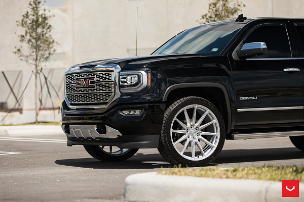 Фото дисков Vossen HF6-1 Серебро на GMC Sierra III