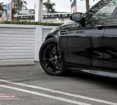 Фото дисков HRE S101 на BMW 5/M5 (F10)