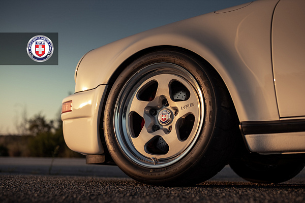 Фото дисков HRE 527 Серебро на Porsche 911 II