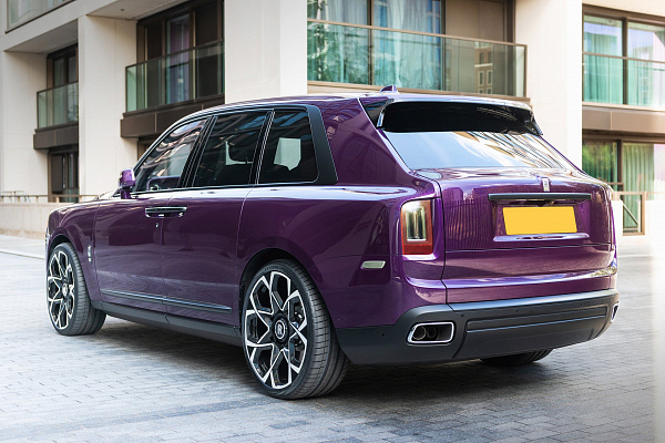 Фото дисков Kahn Type 55 RS Алмазная проточка на Rolls-Royce Cullinan
