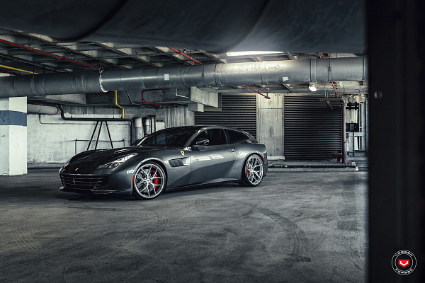 Фото дисков Vossen S21-01 Полированный лак на Ferrari GTC4Lusso