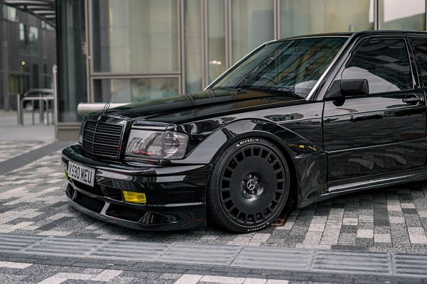 Mercedes E-Class (W124)