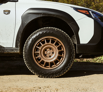 Фото дисков Black Rhino VOLL на Subaru Outback BT