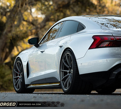 Фото дисков BC Forged RZ10 на Audi E-tron GT