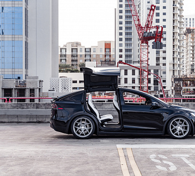 Фото дисков Vossen HF-5 на Tesla Model X