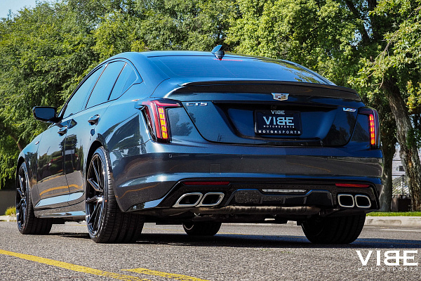 Фото дисков Vossen HF-3 Алмазная проточка на Cadillac CT5