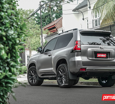 Фото дисков Vossen HF6-4 на Toyota Land Cruiser Prado 150