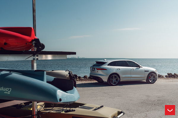 Фото дисков Vossen HF-1 Сатиновый графит на Jaguar F-Pace