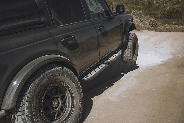 Фото дисков Black Rhino KELSO Черный сатин на Ford Bronco