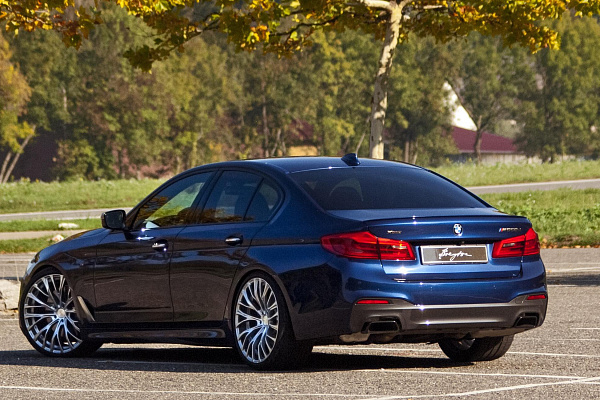 BMW M5 (F90)