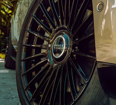 Фото дисков Vossen HF-8 на Land Rover Range Rover V