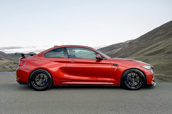 Фото дисков Bola FLE Черный глянец на BMW 2/M2 (F22/F87)