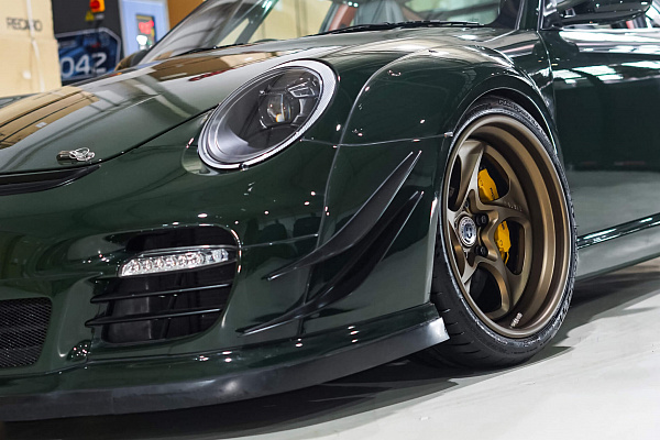 Фото дисков HRE 522 Сатиновая бронза на Porsche 911 IV