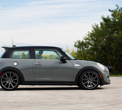 Фото дисков Vossen VFS-1 на MINI Cooper III