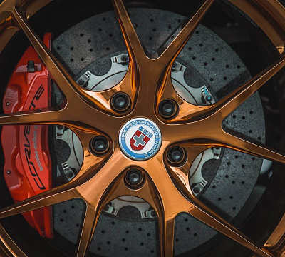 Фото дисков HRE P101 на Chevrolet Corvette C7