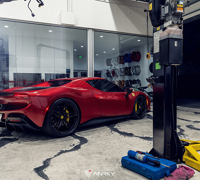Фото дисков Anrky AN17 на Ferrari 296