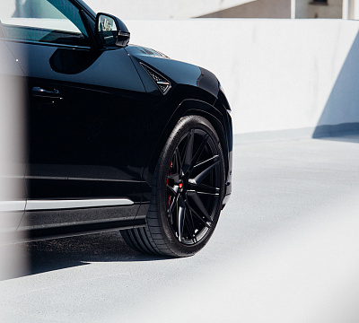Фото дисков Vossen EVO-5 на Lamborghini Urus