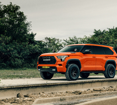 Фото дисков Vossen HF6-4 на Toyota Sequoia III