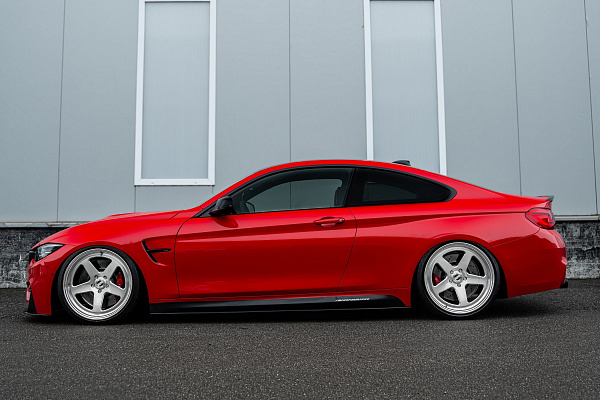 Фото дисков Radi8 R809 Глянцевый лак на BMW 4/M4 (F32/F82)