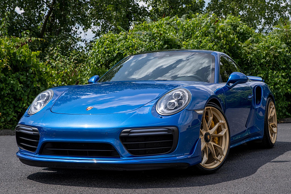 Фото дисков HRE P201 Глянцевое золото на Porsche 911 VII