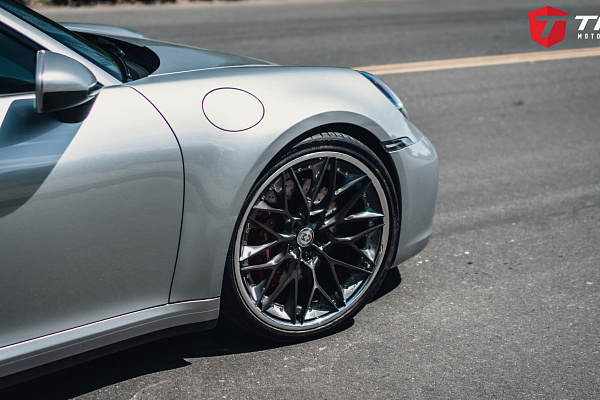 Porsche 992 Carrera