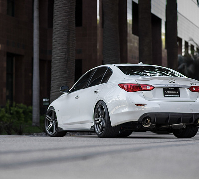 Фото дисков Vossen HF-1 на Infiniti Q50