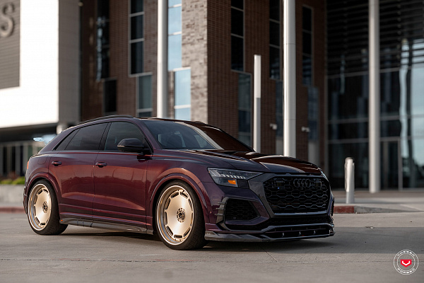 Фото дисков Vossen GEN-06 (3-piece) Сатиновая шампань на Audi Q8