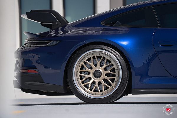 Фото дисков Vossen GEN-03 (3-piece) Сатиновая шампань на Porsche 911 VIII