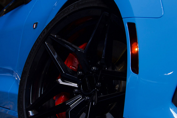 Фото дисков MRR M755 Черный глянец на Chevrolet Camaro VI