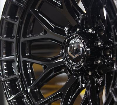 Vossen HFX-1 (8-Lug)