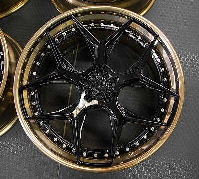 ADV.1 ADV05D Track Spec Advanced Series