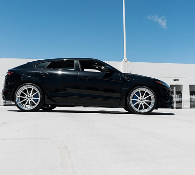 Фото дисков Anrky AN38 на Lamborghini Urus