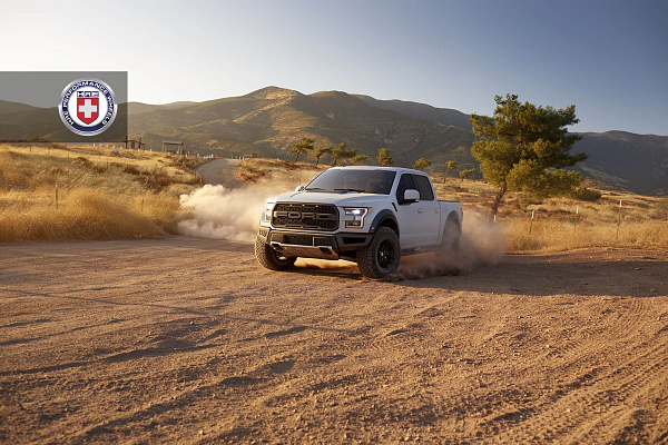 Фото дисков HRE P161 Черный сатин на Ford F-150 XIII