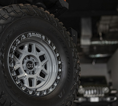 Фото дисков Black Rhino KELSO на Jeep Wrangler IV (JL)