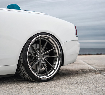 Фото дисков Anrky AN33 на Rolls-Royce Wraith