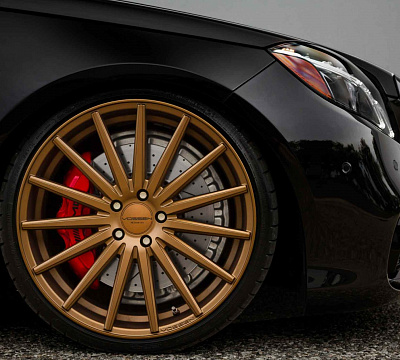 Фото дисков Vossen VFS-2 на Mercedes-Benz E-Class (W212, S212, C207)
