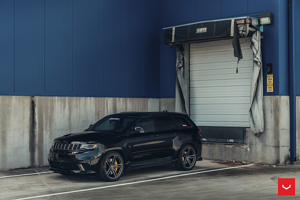 Фото дисков Vossen HF-1 Сатиновый графит на Jeep Grand Cherokee IV