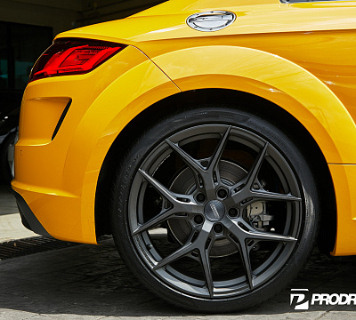 Фото дисков Vossen HF-5 на Audi TT (8S)