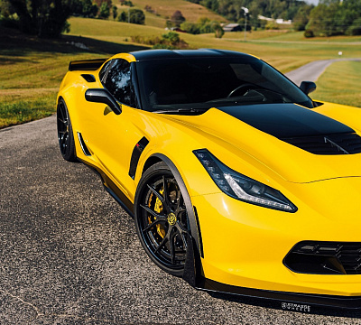 Фото дисков Strasse Wheels SM5R Deep Concave FS на Chevrolet Corvette C7