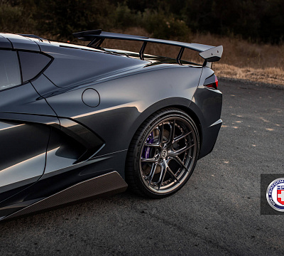 Фото дисков HRE S101SC на Chevrolet Corvette C8