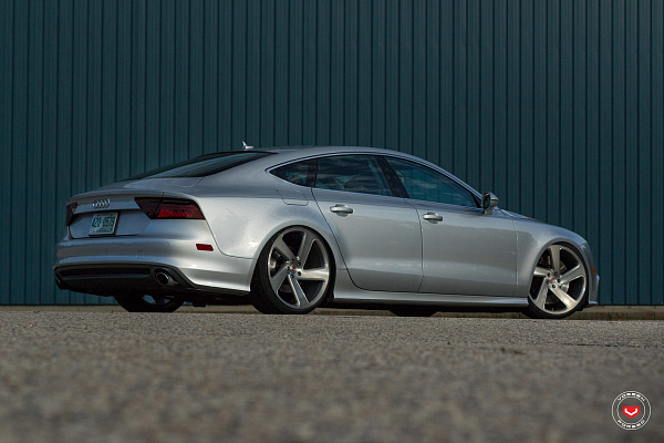 Фото дисков Vossen CG-210T Глянцевый лак на Audi A/RS 7 (4G)