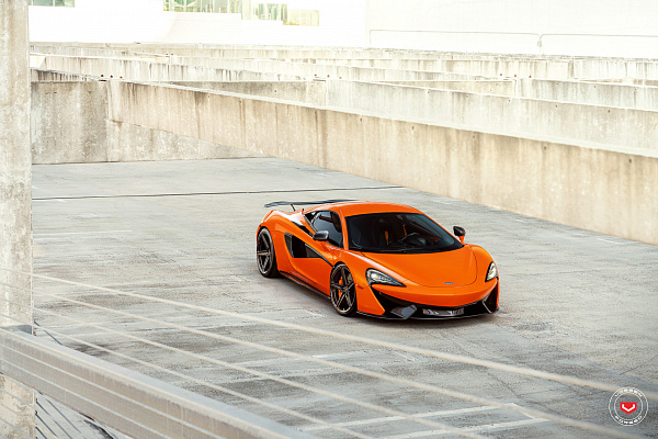 Фото дисков Vossen M-X5 Глянцевый темный лак на McLaren 570S