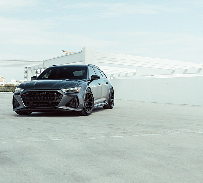 Фото дисков Vossen UV-X на Audi A/RS 6 (C8)
