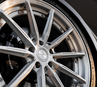 Фото дисков Brixton Forged R11-R на Chevrolet Corvette C8