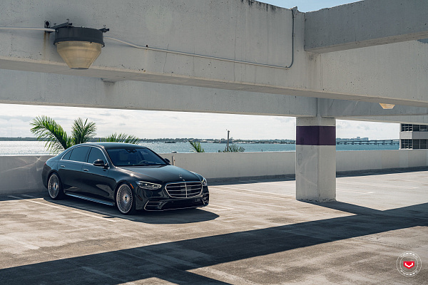 Фото дисков Vossen S17-16 Глянцевый лак на Mercedes-Benz S-Class (W223)