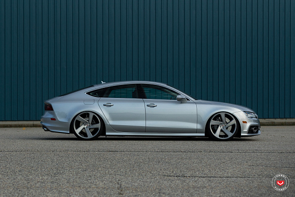 Фото дисков Vossen CG-210T Глянцевый лак на Audi A/RS 7 (4G)